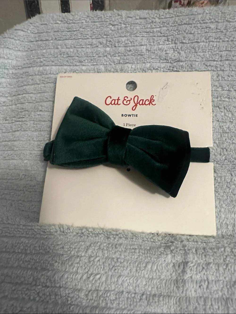 Cat & Jack Kids Emerald Green Velvet Bow Tie NWT